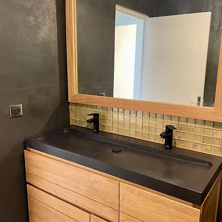 T3 A 300m Avec Piscine Tennis Le Lavandou