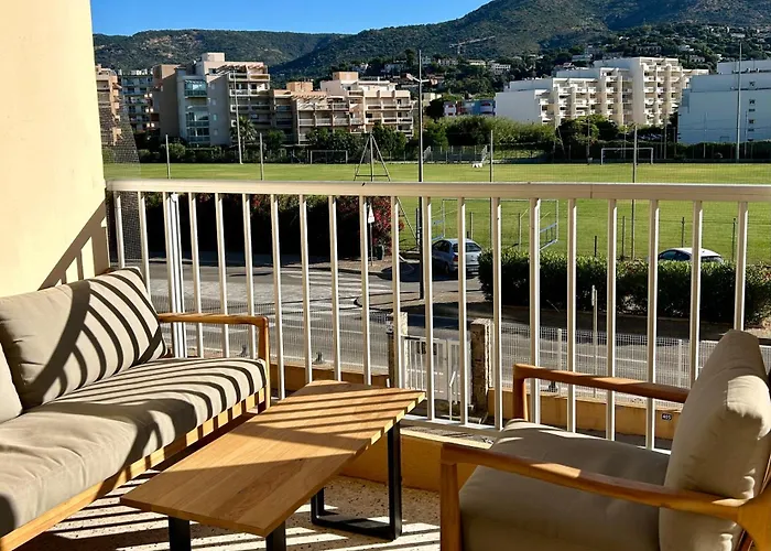 T3 A 300m Avec Piscine Tennis Apartamento *