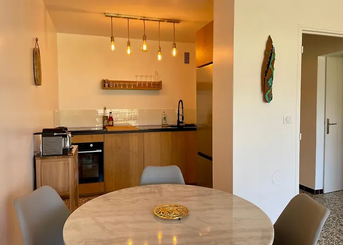 Apartmán T3 A 300m Avec Piscine Tennis Le Lavandou